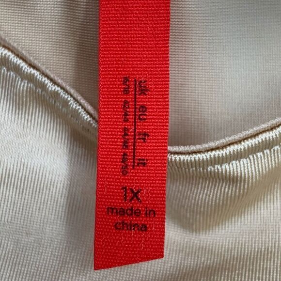 Spanx by Sara Blakely Scoop Neck Shapewear Tank Plus Size 1X Nude Beige - Picture 3 of 5